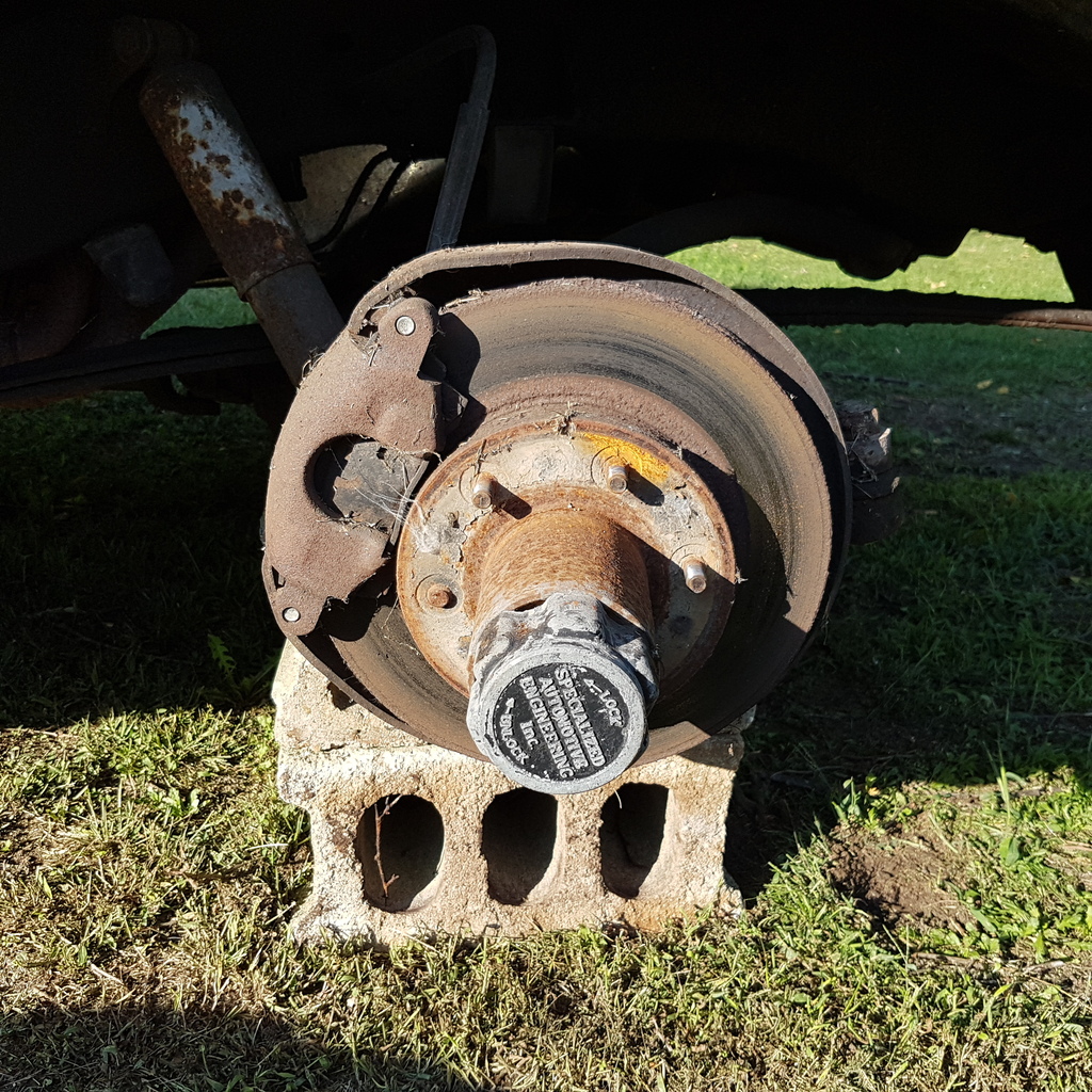 77 Chevy K10 Help w/ removing manual SAE Selectro locking hubs. | GM