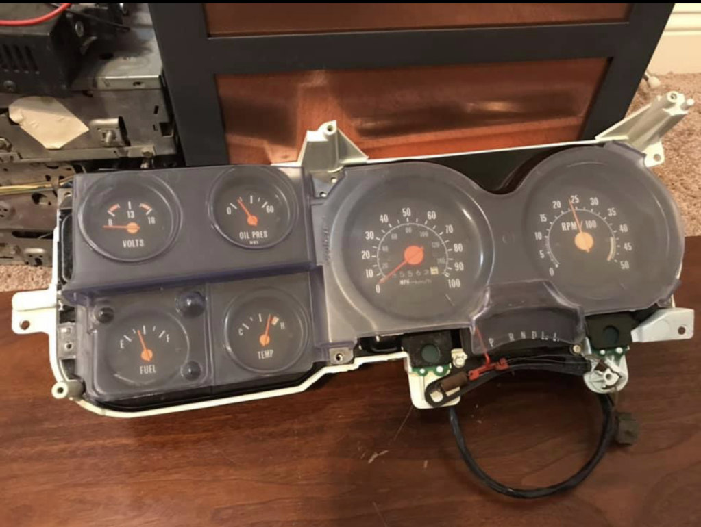 Gauge cluster with tach | GM Square Body - 1973 - 1987 GM Truck Forum