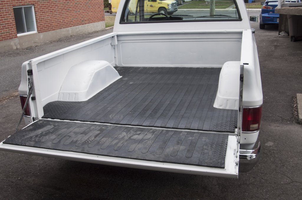 Bed Floor Rubber Mat | GM Square Body - 1973 - 1987 GM Truck Forum