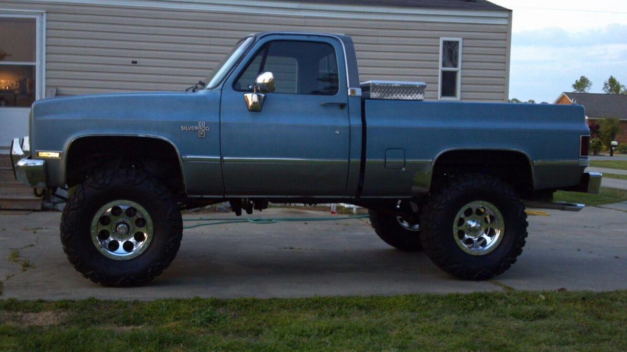 How Will My Square Body Look With XX Lift and XX Tires? | Page 2 | GM ...