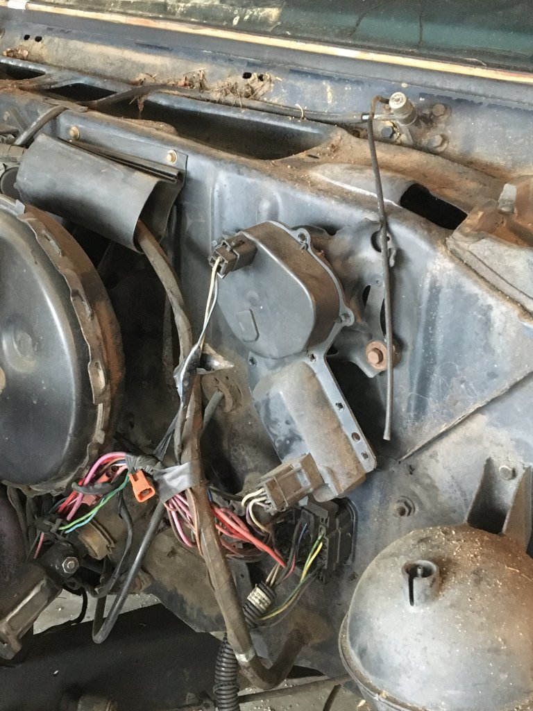 Help with windshield washer pump and motor | GM Square Body - 1973