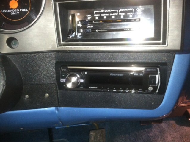 square body chevy aftermarket radio